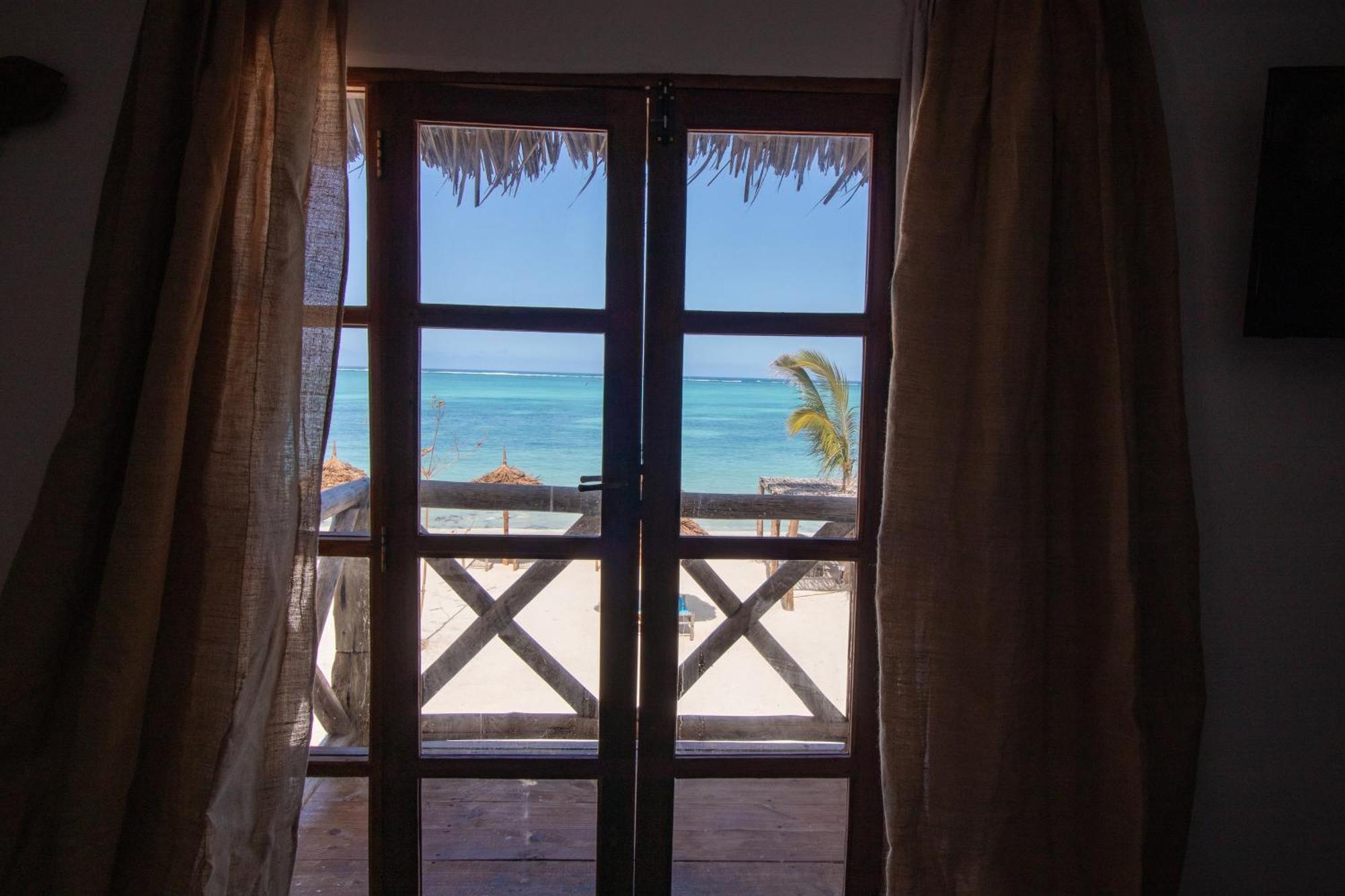 Makunduchi Nest Style Beach Hotel Zanzibar מראה חיצוני תמונה