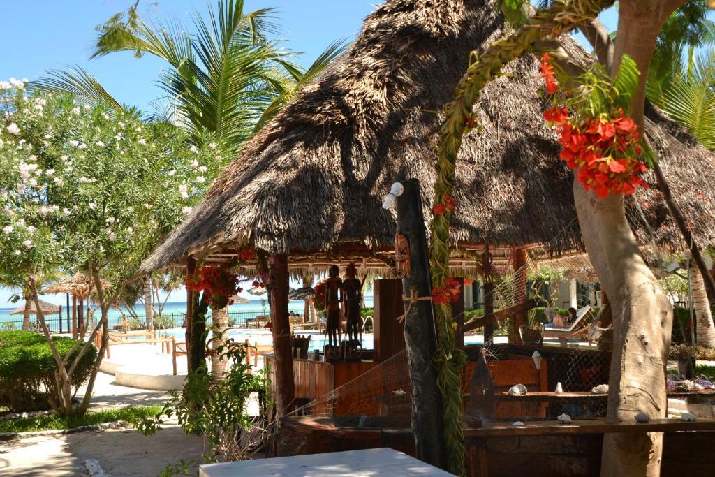 Makunduchi Nest Style Beach Hotel Zanzibar מראה חיצוני תמונה